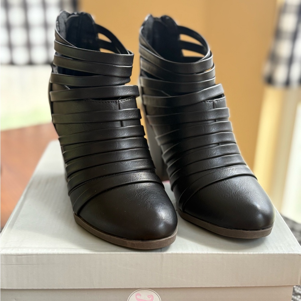 Journee Collection Black Strappy Ankle Booties